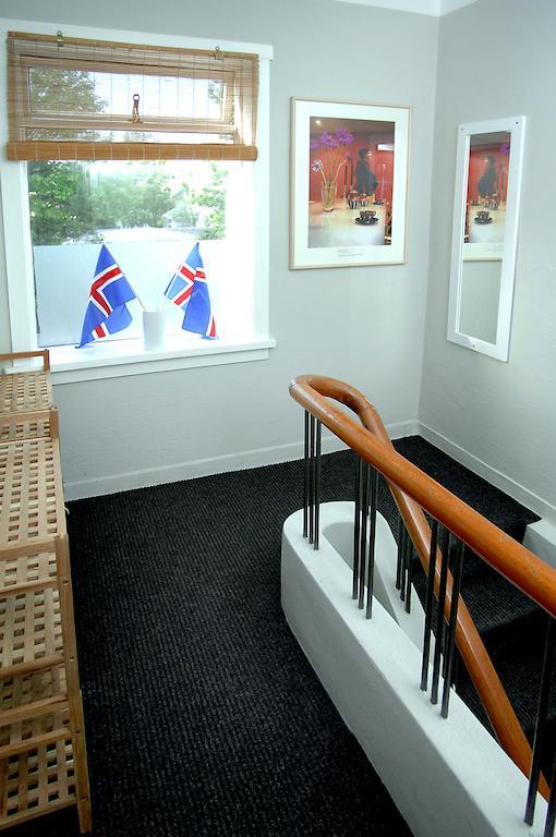 Gestinn Guesthouse Reykjavík Buitenkant foto